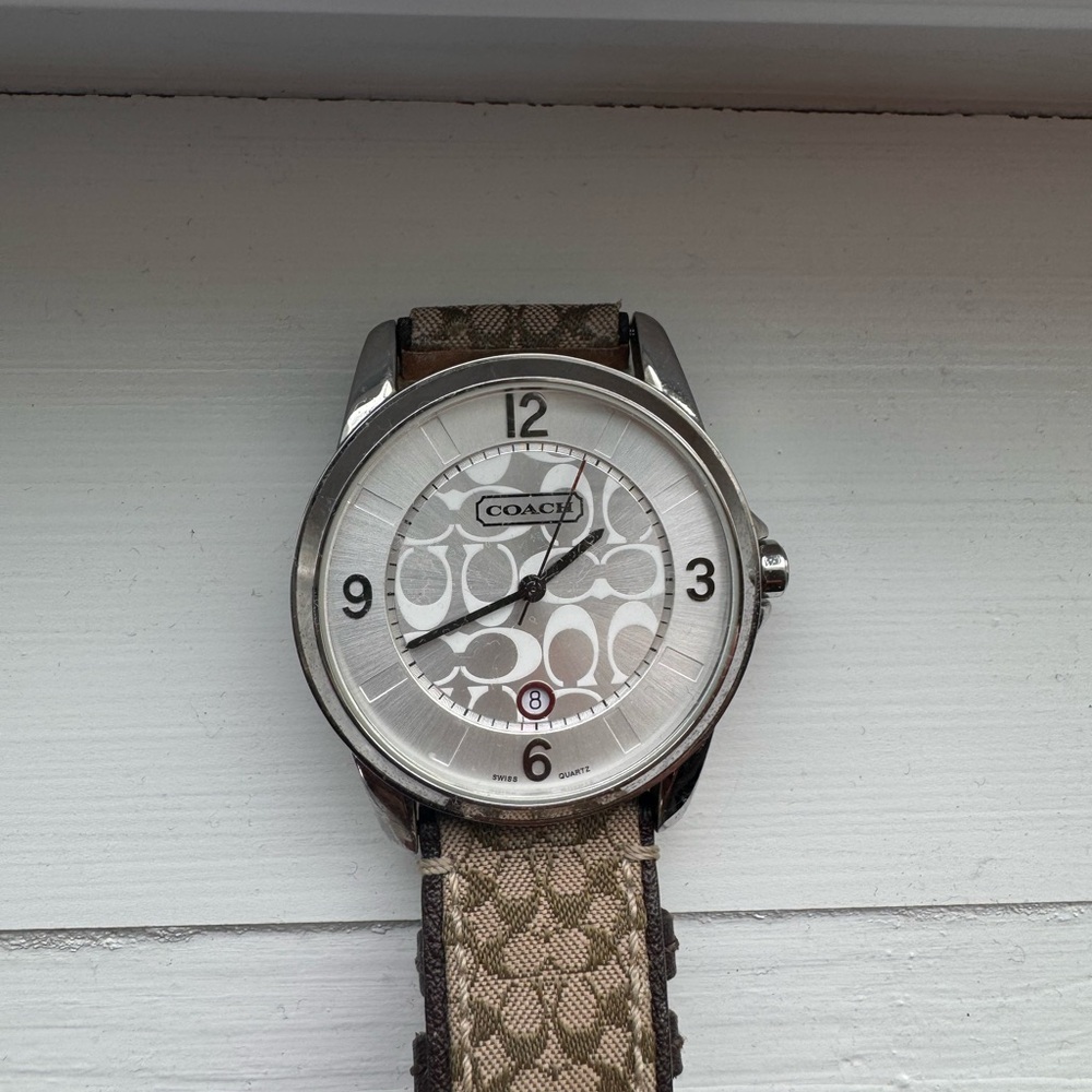 Coach watch - Picture 8 of 8